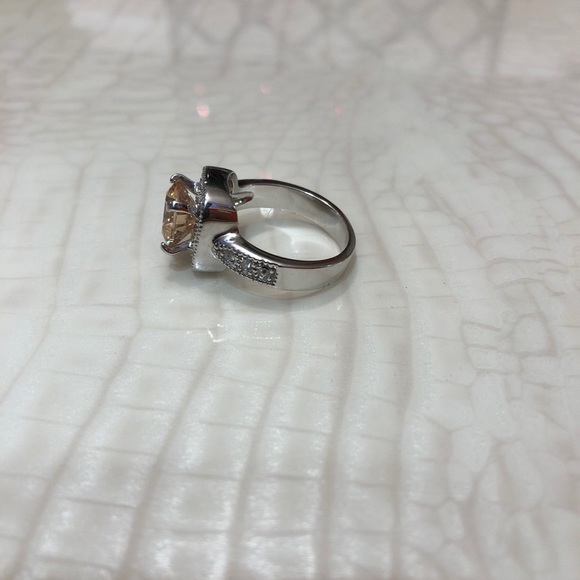 Ring beautiful - Picture 3 of 7